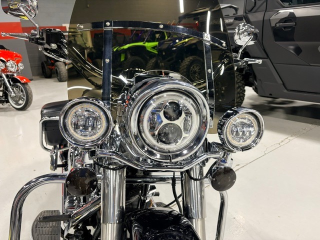 2003 Harley-Davidson FLHRCI Road King® Classic 12