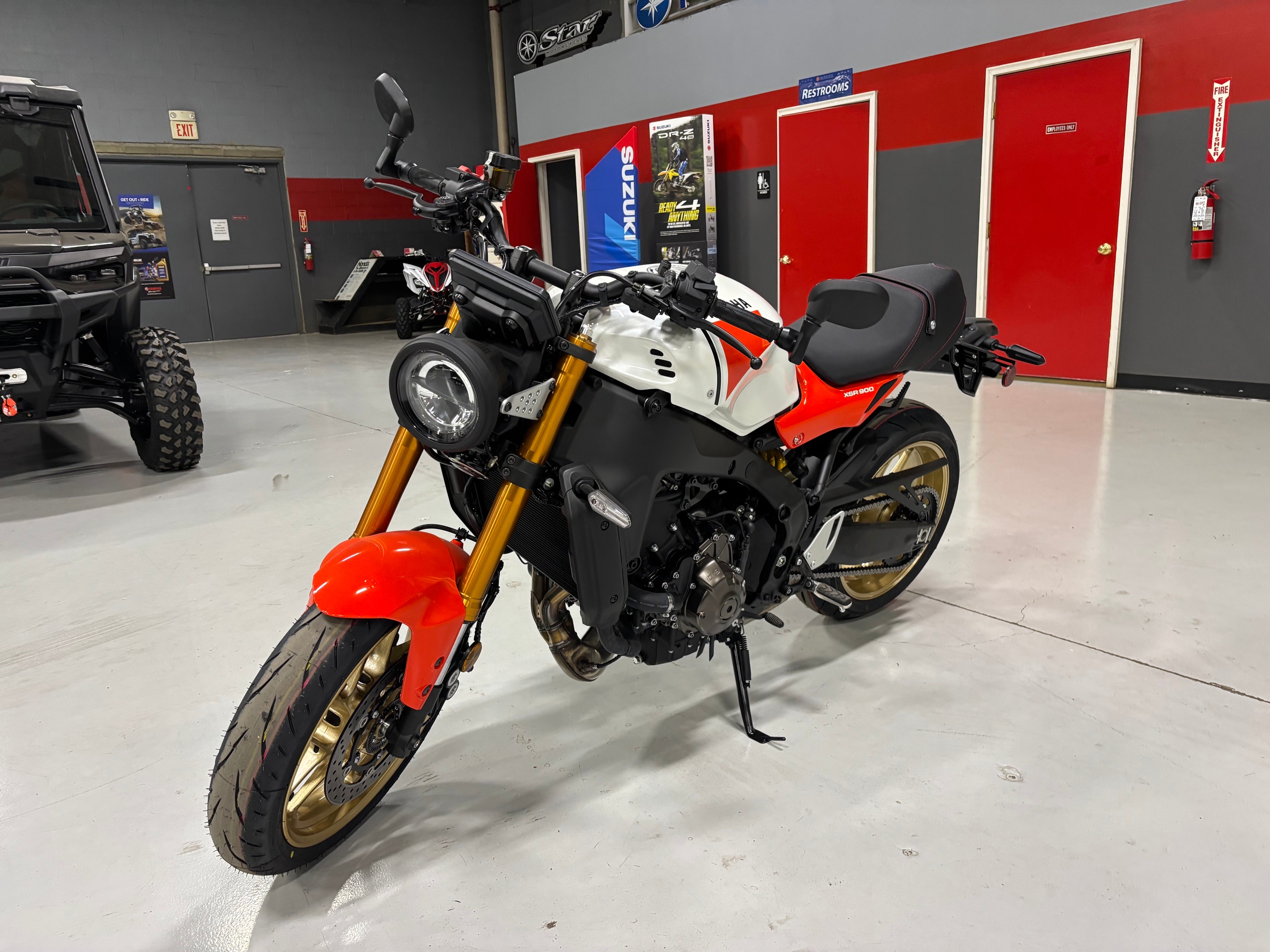 2026 Yamaha XSR900 1