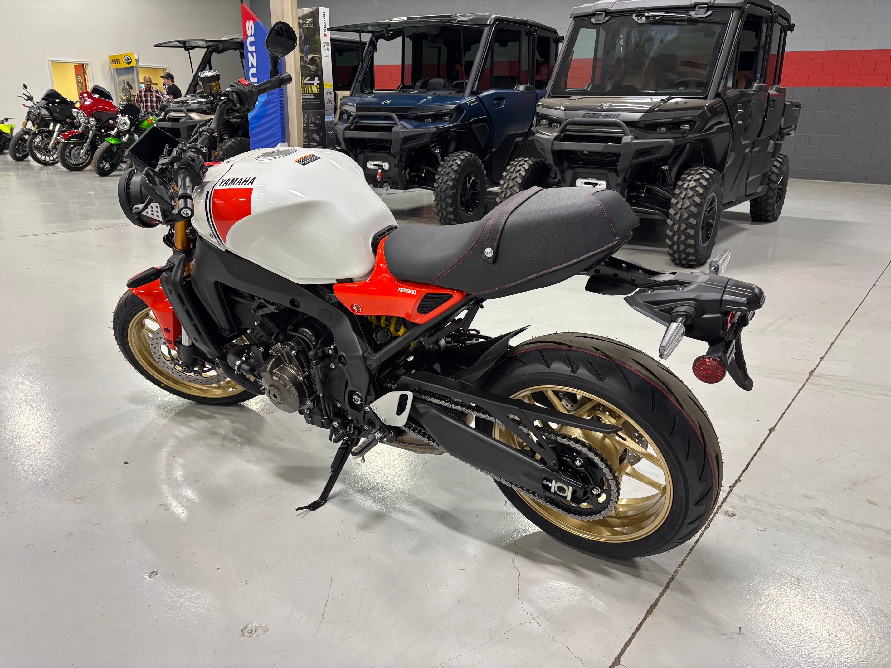 2026 Yamaha XSR900 5