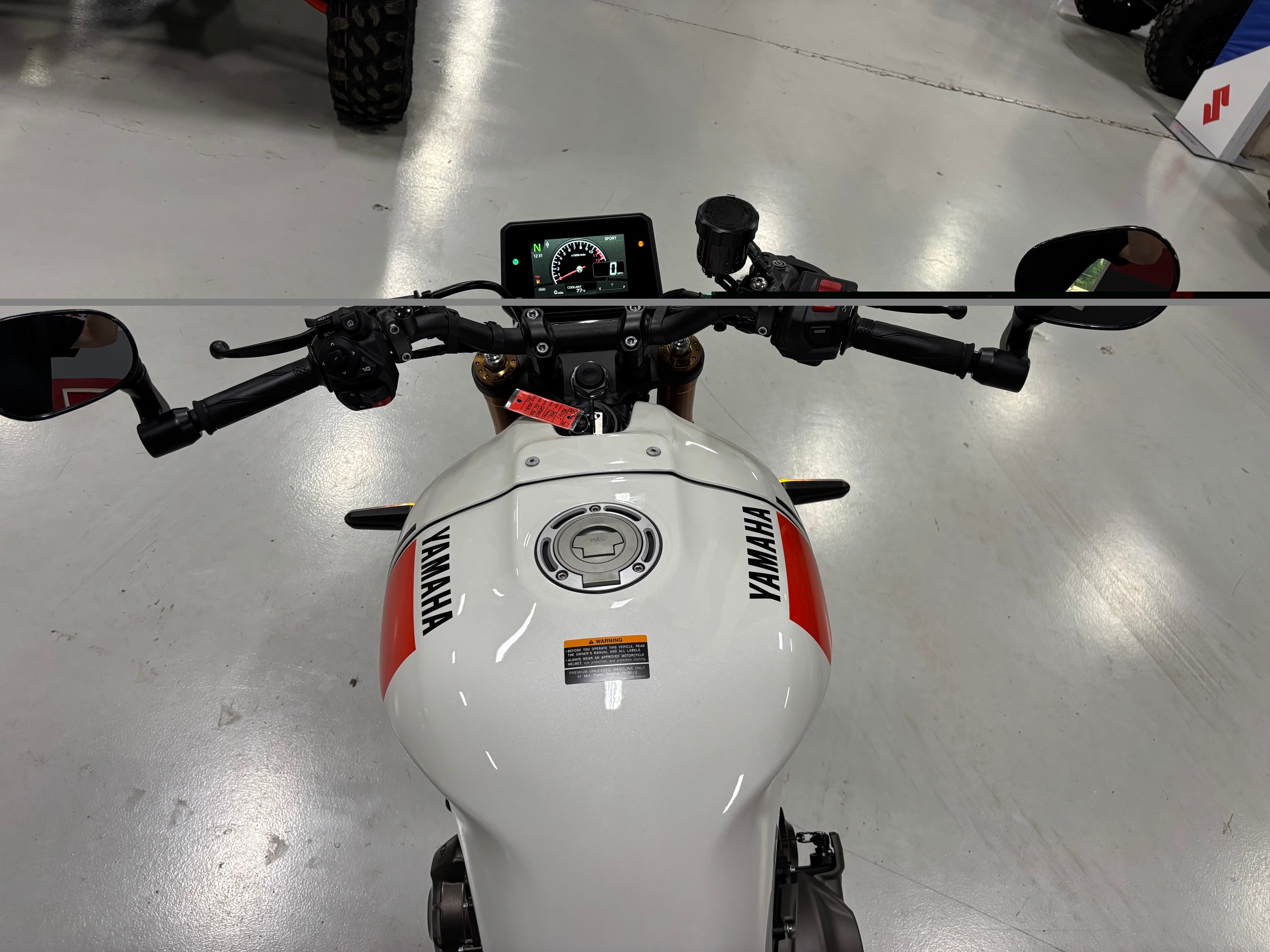 2026 Yamaha XSR900 9