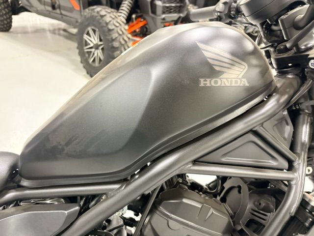2026 Honda Rebel 300 E-Clutch 4