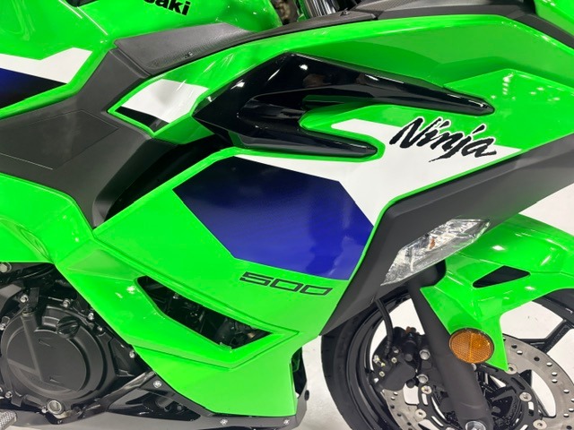 2026 Kawasaki Ninja® 500 3