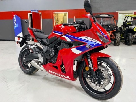 2026 Honda CBR650R E-Clutch