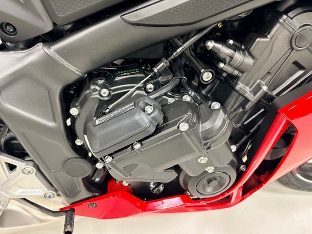 2026 Honda CBR650R E-Clutch 10