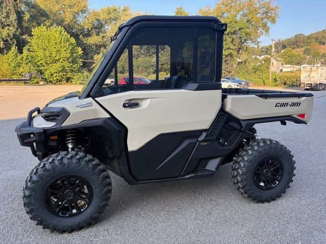 2026 Can-Am™ Defender Limited HD11 7
