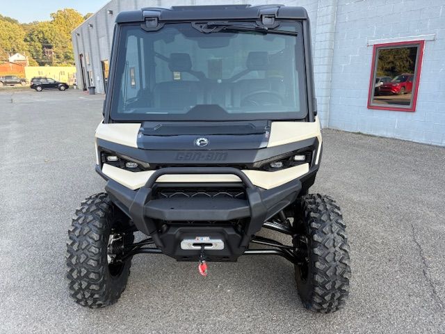 2026 Can-Am™ Defender Limited HD11 10