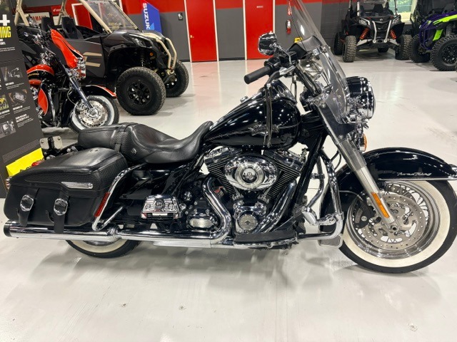 2011 Harley-Davidson Road King® Classic 11