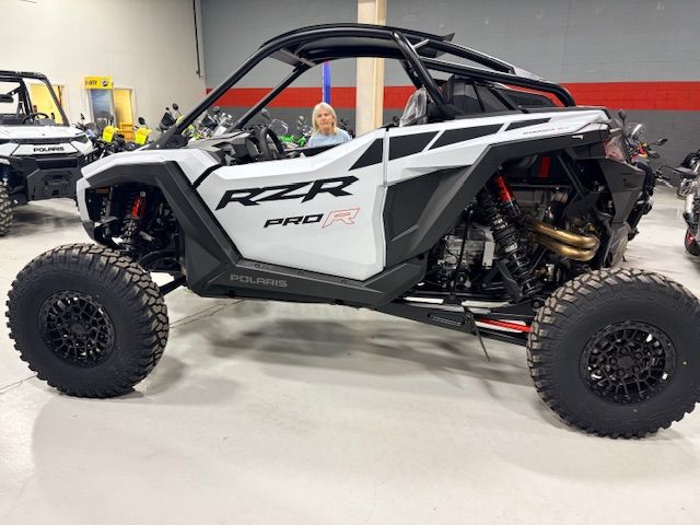 2026 Polaris RZR Pro R Ultimate 8