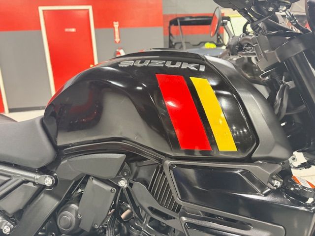 2026 Suzuki GSX-8TT 4