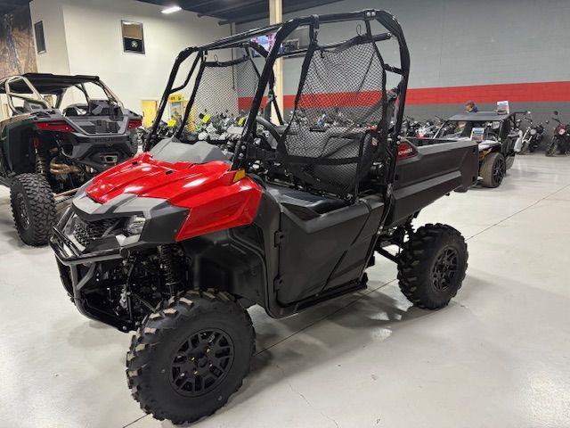 2026 Honda Pioneer 700 Deluxe 1