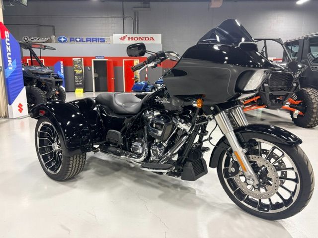2023 Harley-Davidson Road Glide® 3 1