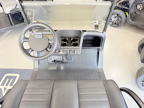 2026 E-Z-GO RXV 2 Freedom ELiTE Lithium in Hawarden, Iowa - Photo 3