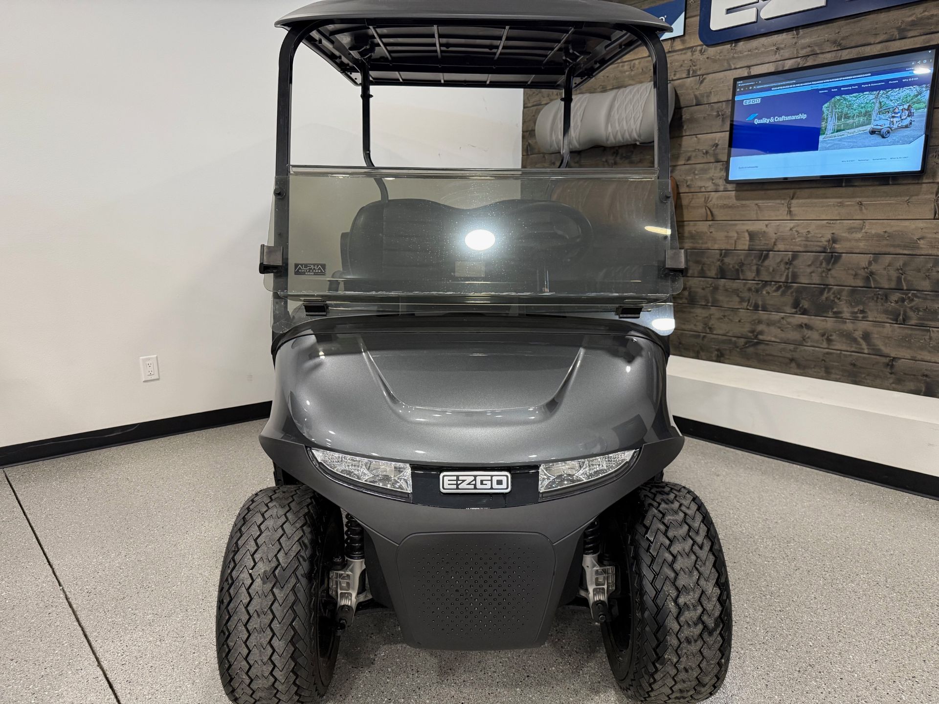 2025 E-Z-GO Freedom RXV 2+2 EX1 in Hawarden, Iowa - Photo 5