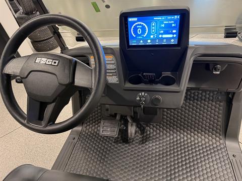 2026 E-Z-GO RXV 4 Summit XT 2.2 ELiTE in Hawarden, Iowa - Photo 4