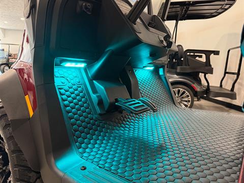 2026 E-Z-GO RXV 4 Summit XT 2.2 ELiTE in Hawarden, Iowa - Photo 5