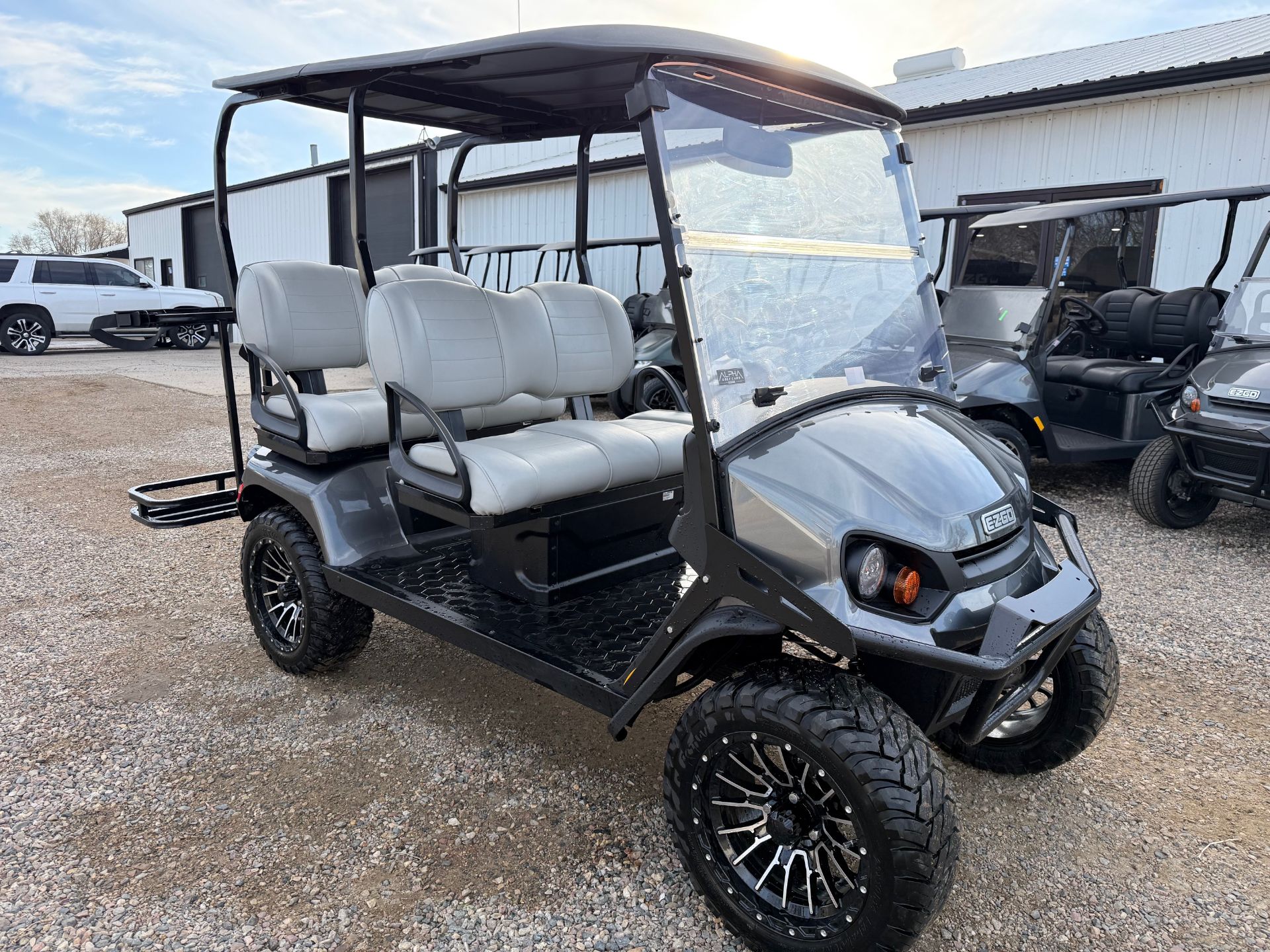 2022 E-Z-GO Liberty ELiTE 2.2 Single Pack with International Light World Charger in Hawarden, Iowa - Photo 2