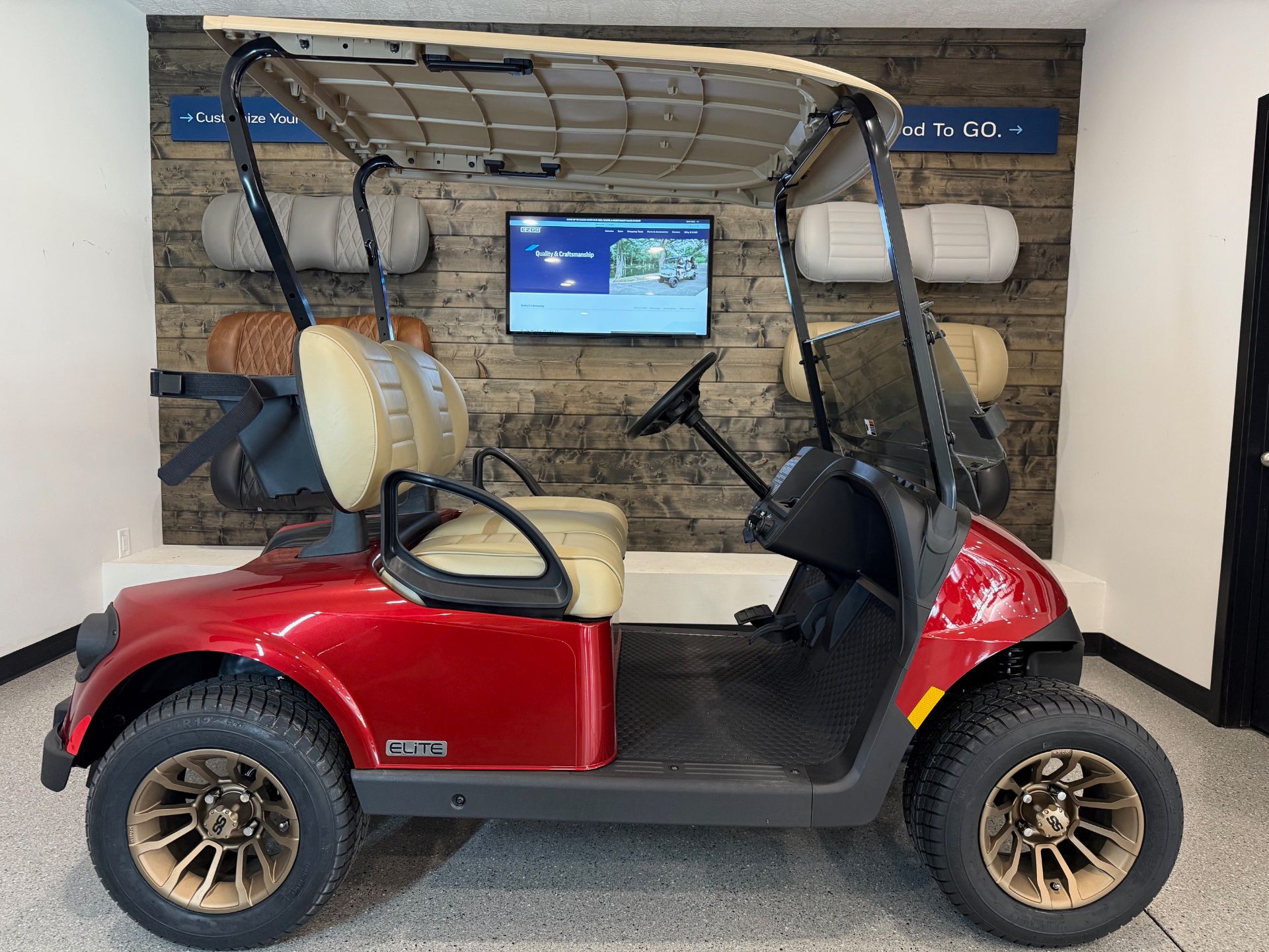 2026 E-Z-GO Freedom RXV 2.2 ELiTE in Hawarden, Iowa - Photo 1