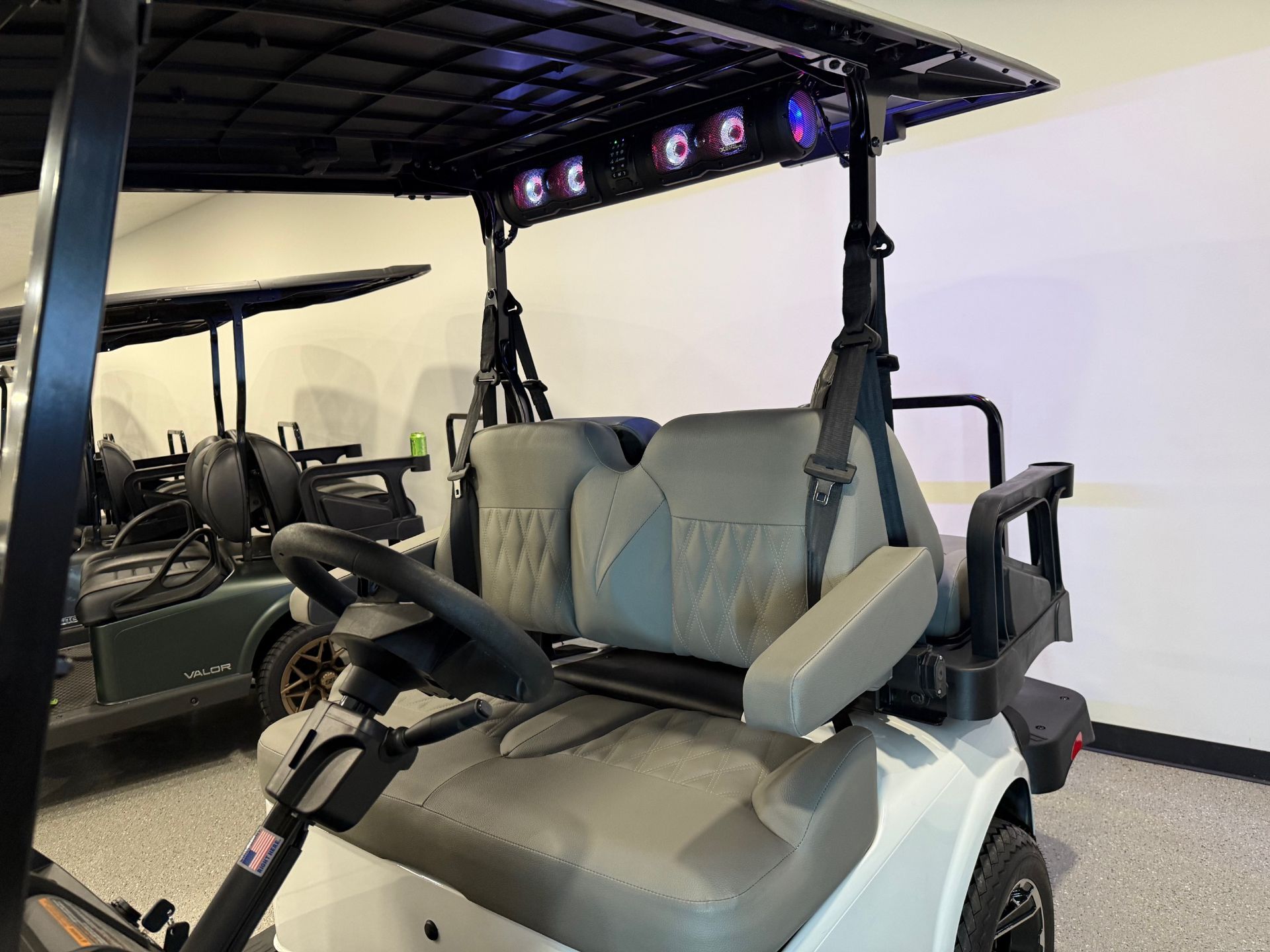 2026 E-Z-GO RXV 4 Touring STL 2.2 ELiTE in Hawarden, Iowa - Photo 4