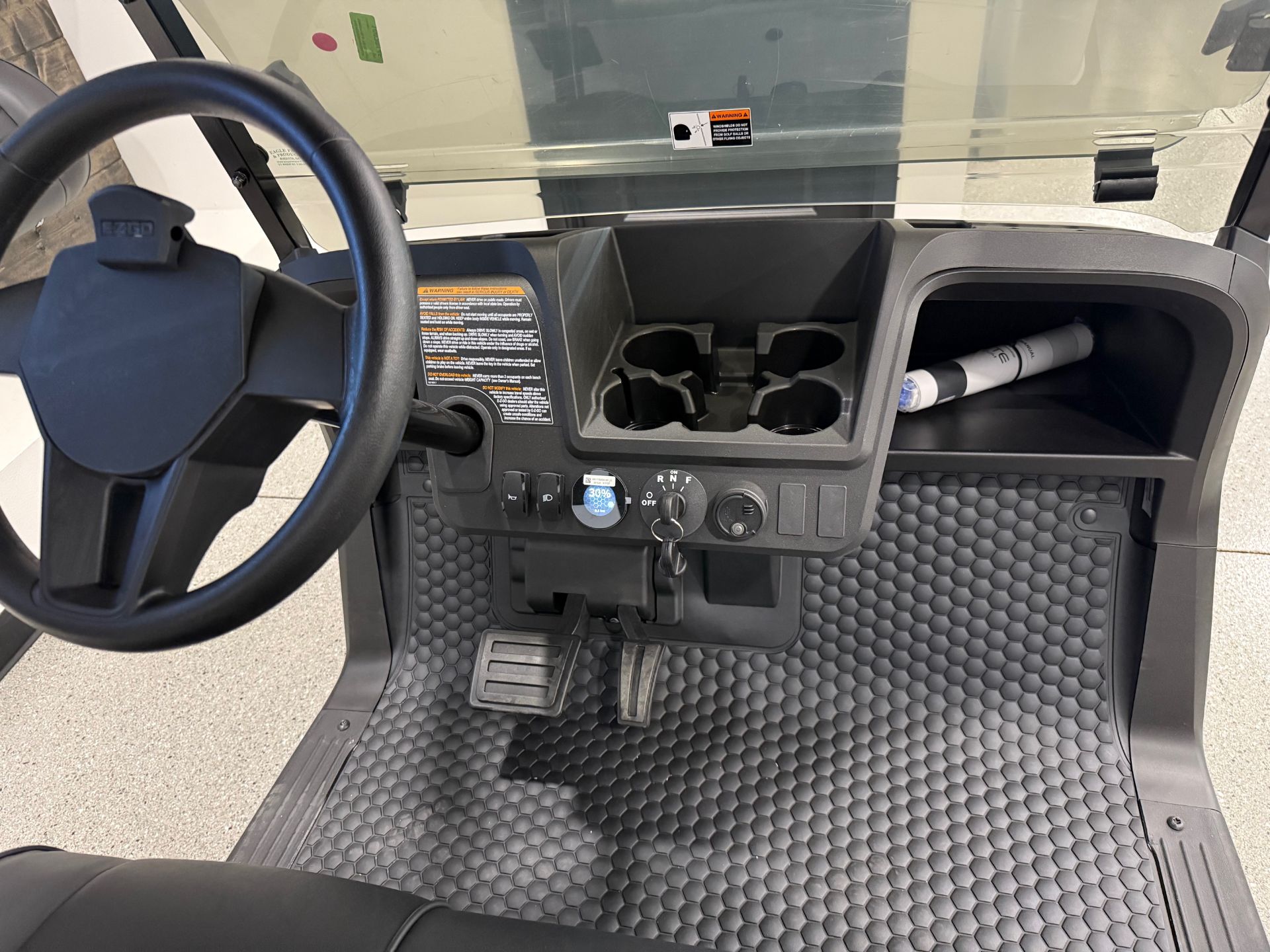 2026 E-Z-GO Freedom RXV 2.2 ELiTE in Hawarden, Iowa - Photo 4