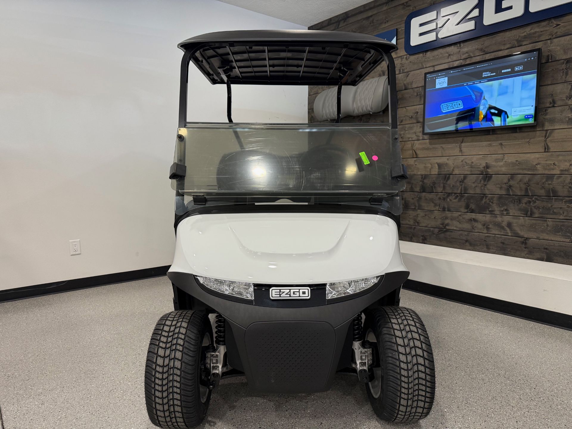 2026 E-Z-GO Freedom RXV 2.2 ELiTE in Hawarden, Iowa - Photo 5