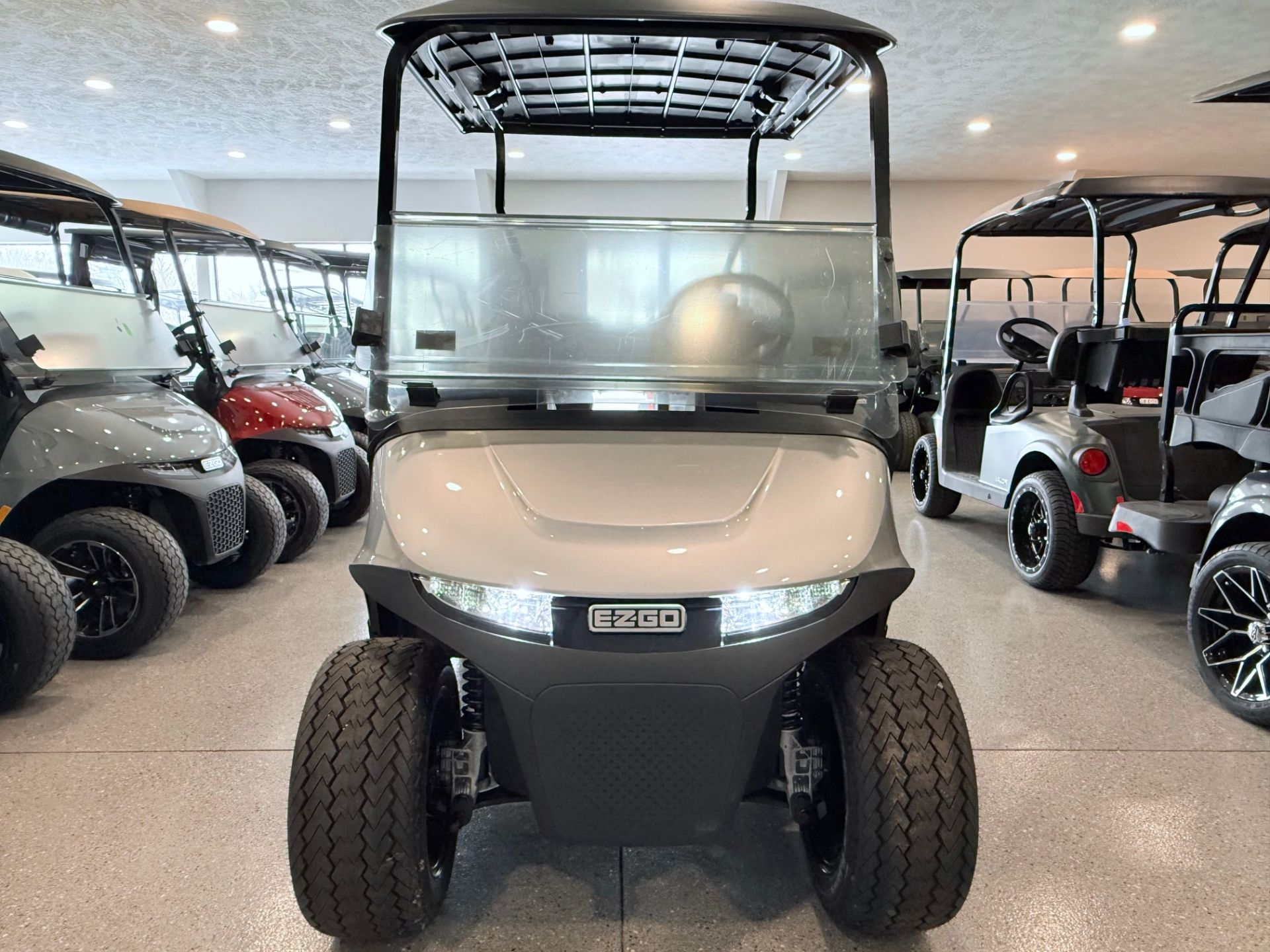 2026 E-Z-GO Freedom RXV2 2.2 ELiTE in Hawarden, Iowa - Photo 4