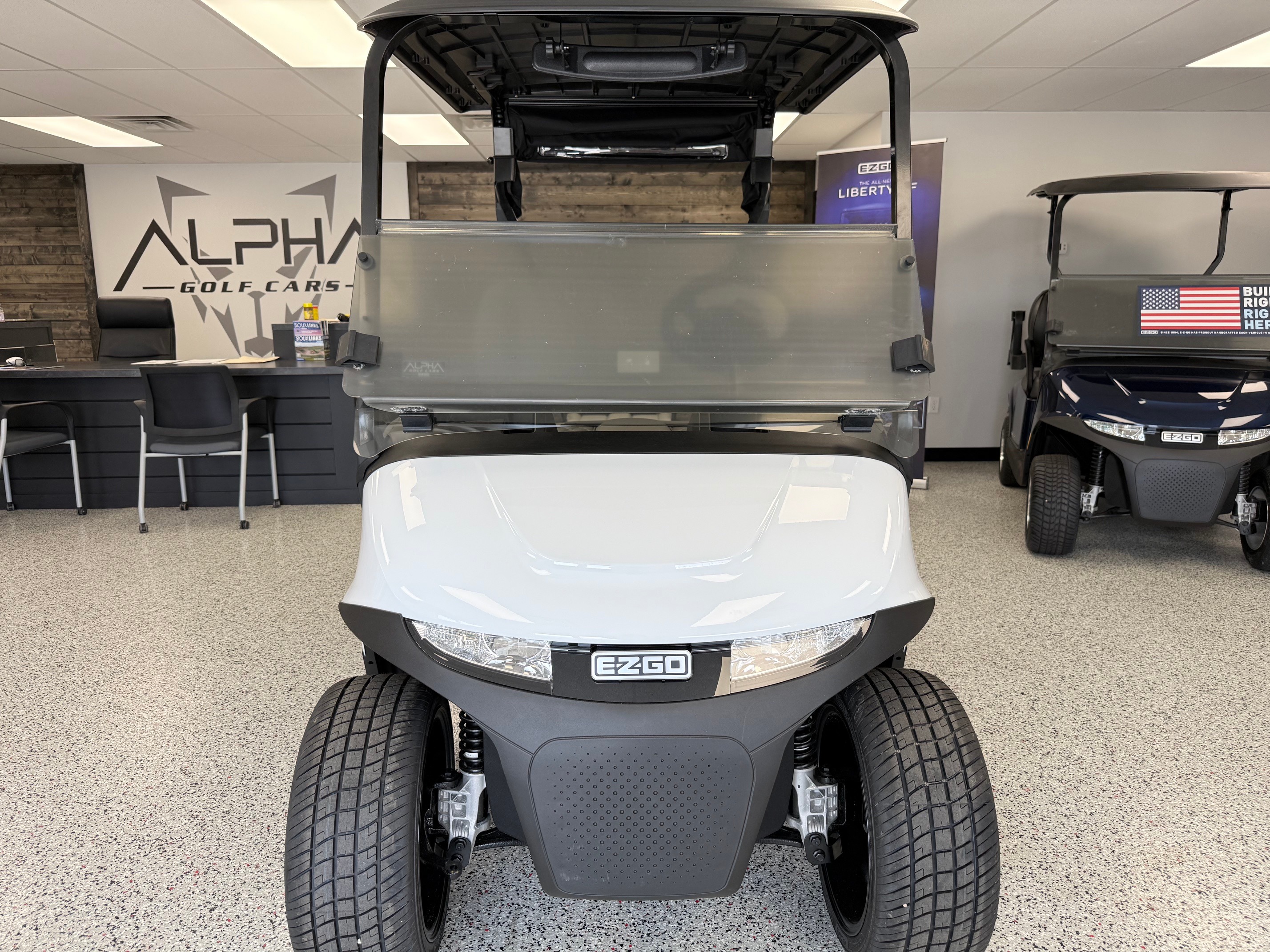2026 EZGO RXV photo 2