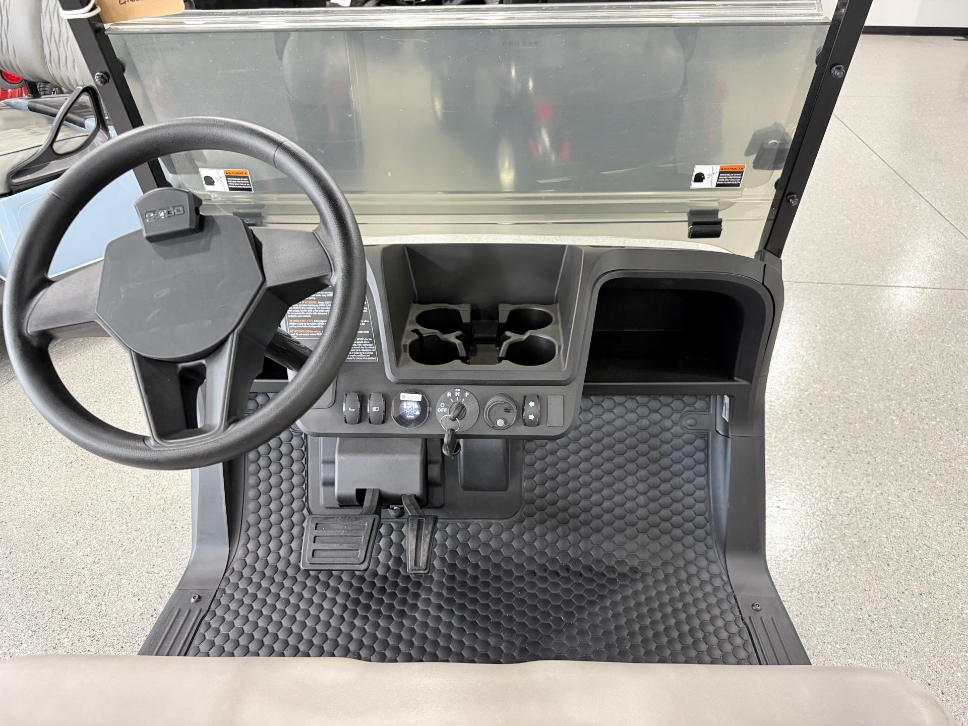 2026 E-Z-GO Freedom RXV2 2.2 ELiTE in Hawarden, Iowa - Photo 3