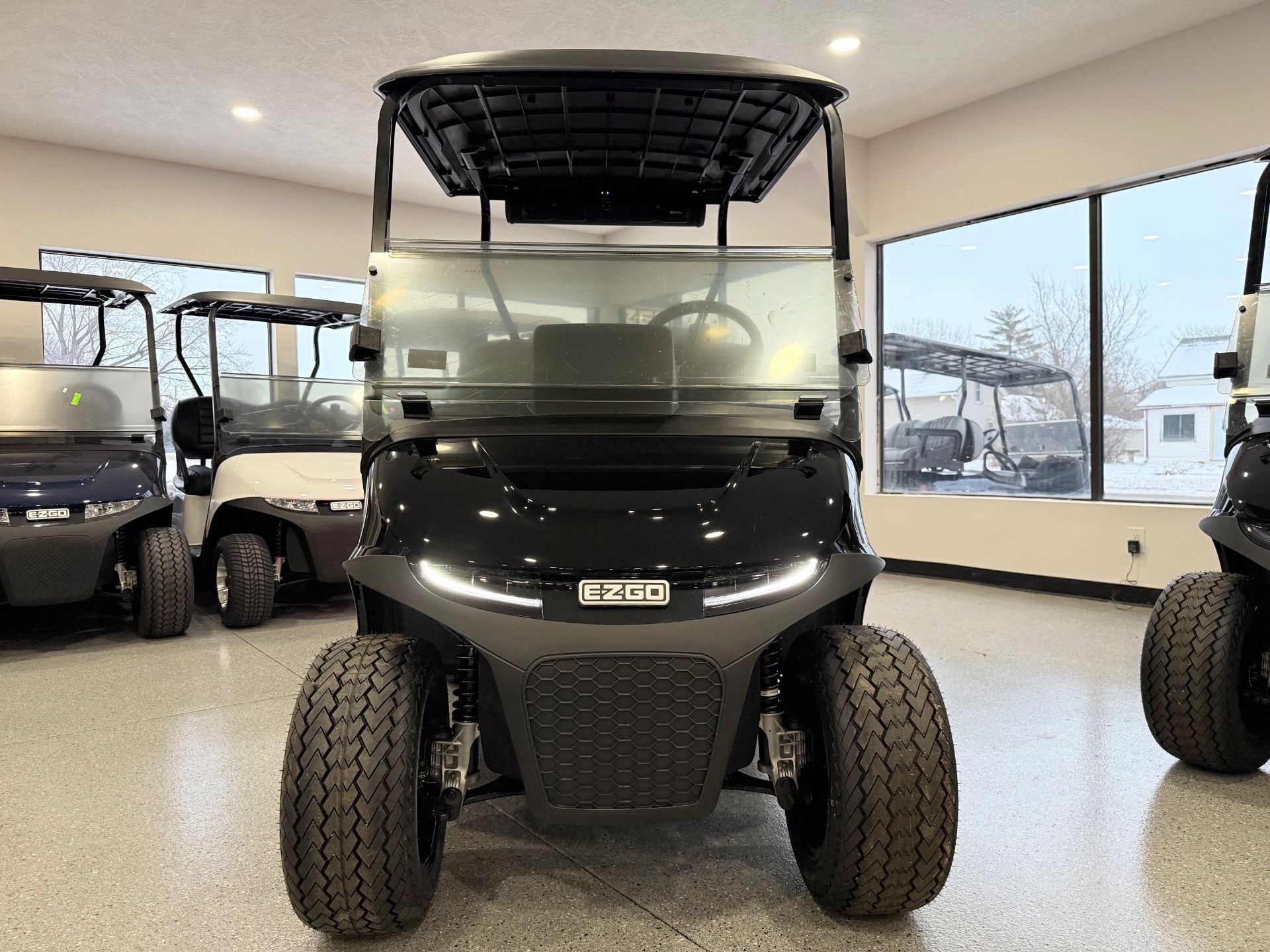 2026 E-Z-GO Freedom RXV2 ELiTE w/ Tech in Hawarden, Iowa - Photo 5