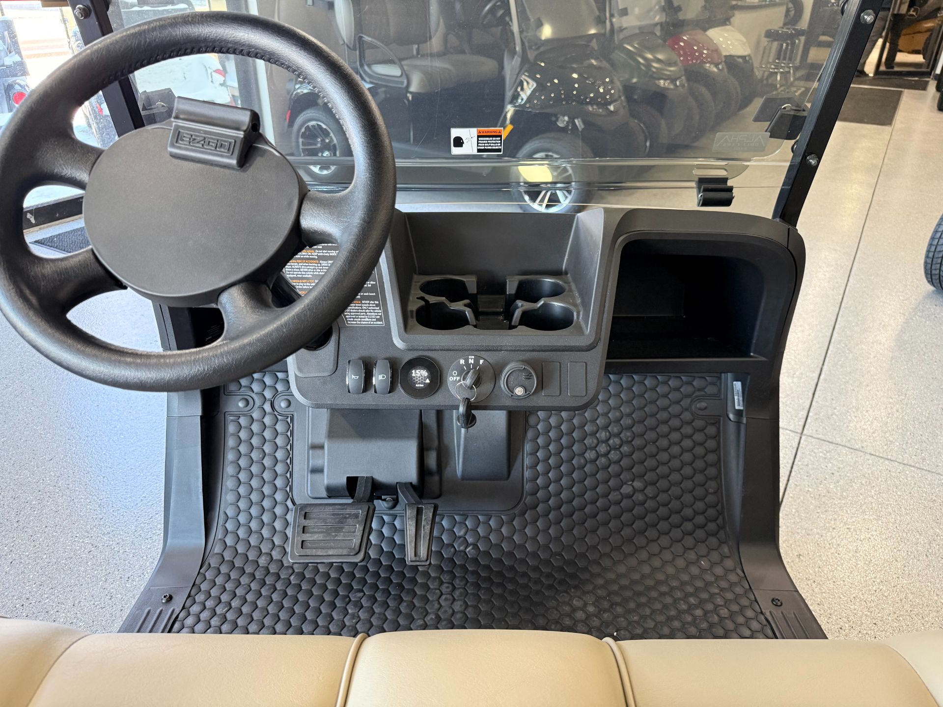 2026 E-Z-GO Freedom RXV 2.2 ELiTE in Hawarden, Iowa - Photo 3