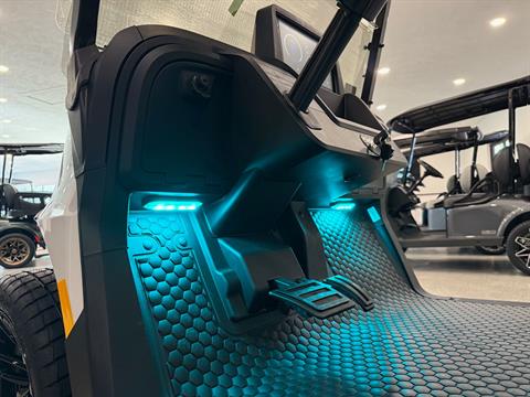2026 E-Z-GO RXV 4 Touring STL 2.2 ELiTE in Hawarden, Iowa - Photo 3