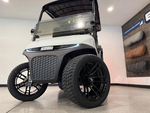 2026 E-Z-GO RXV 4 Touring STL 2.2 ELiTE in Hawarden, Iowa - Photo 6