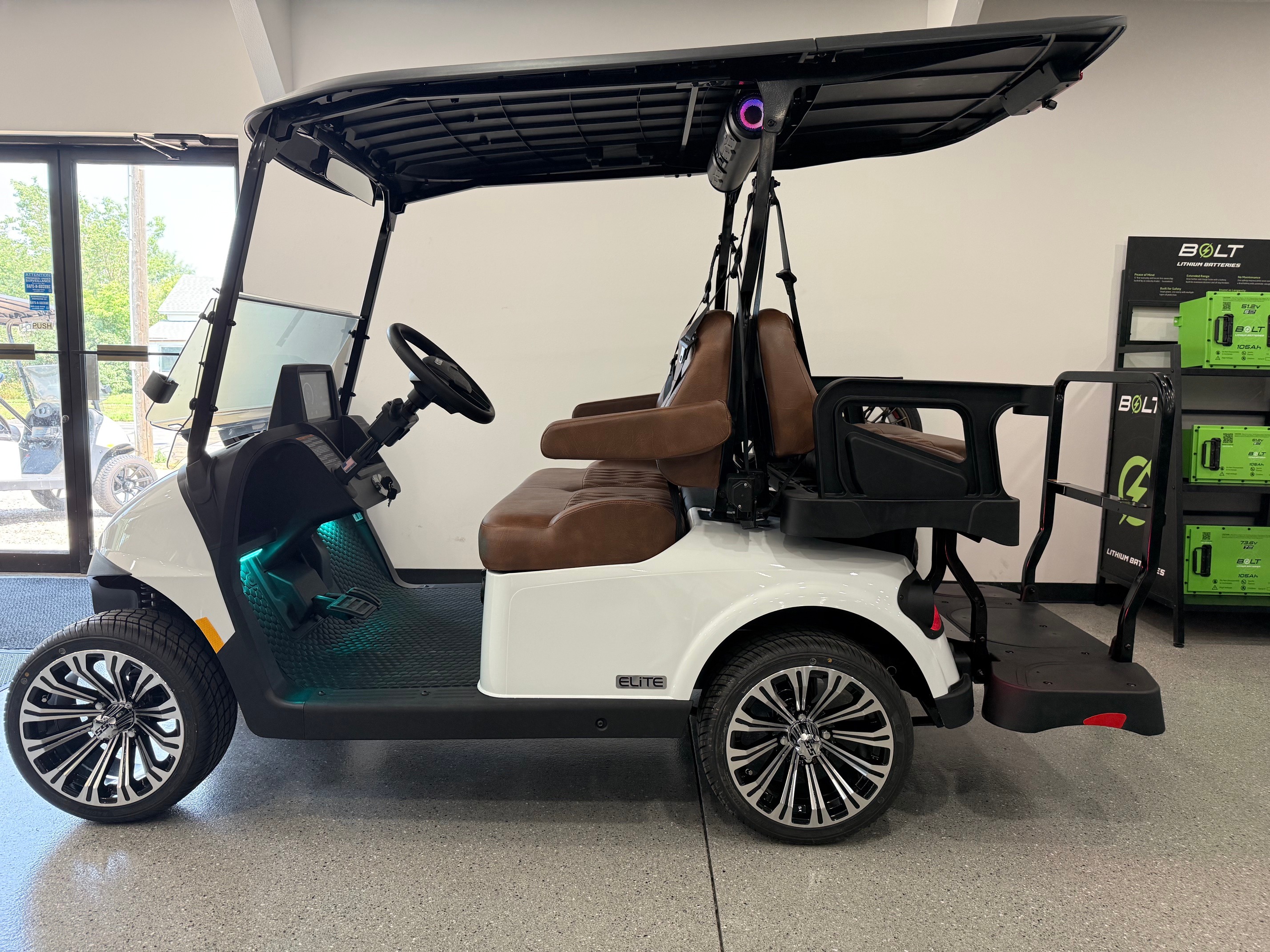 2026 EZGO RXV photo 2