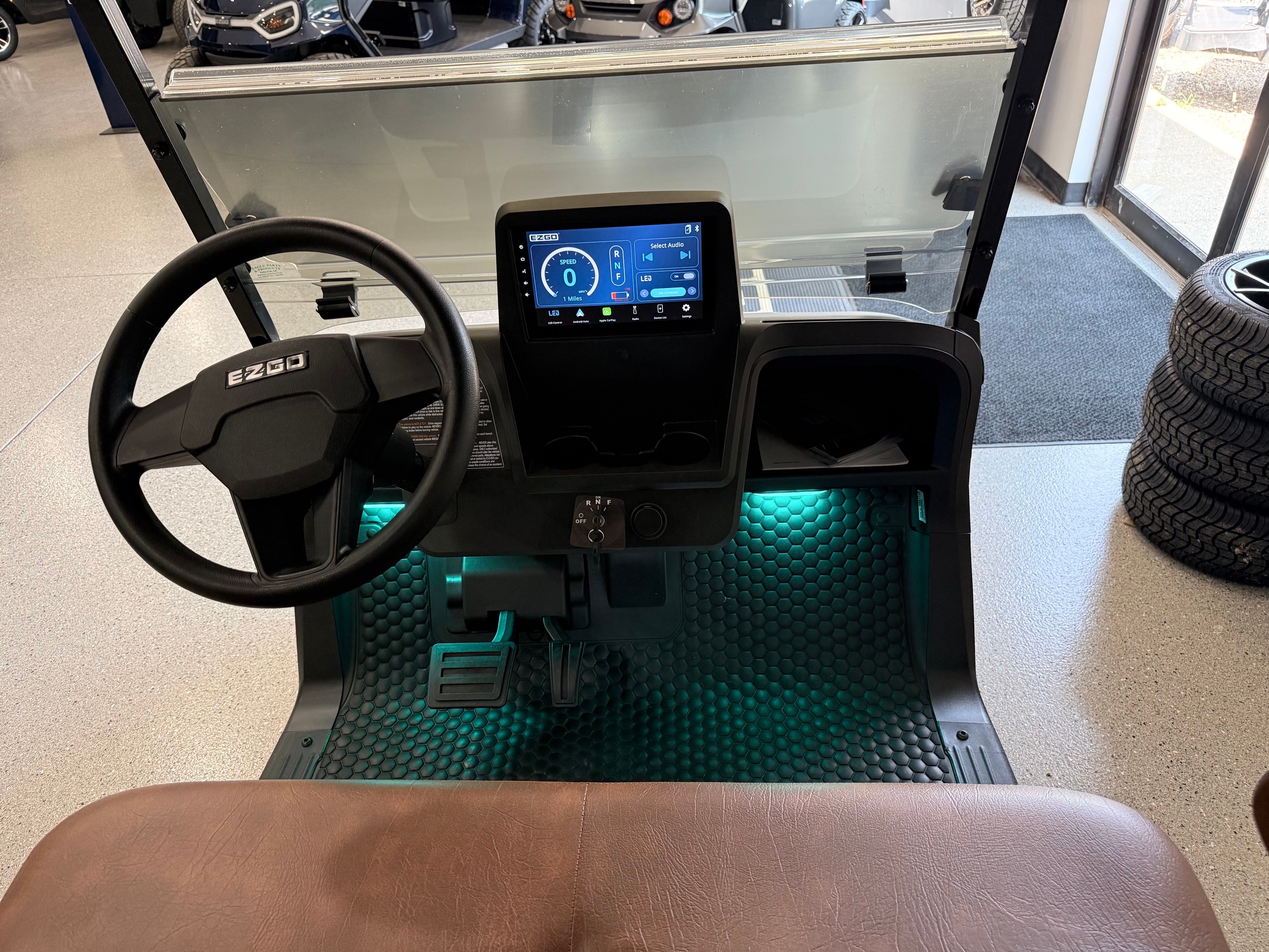 2026 EZGO RXV photo 3