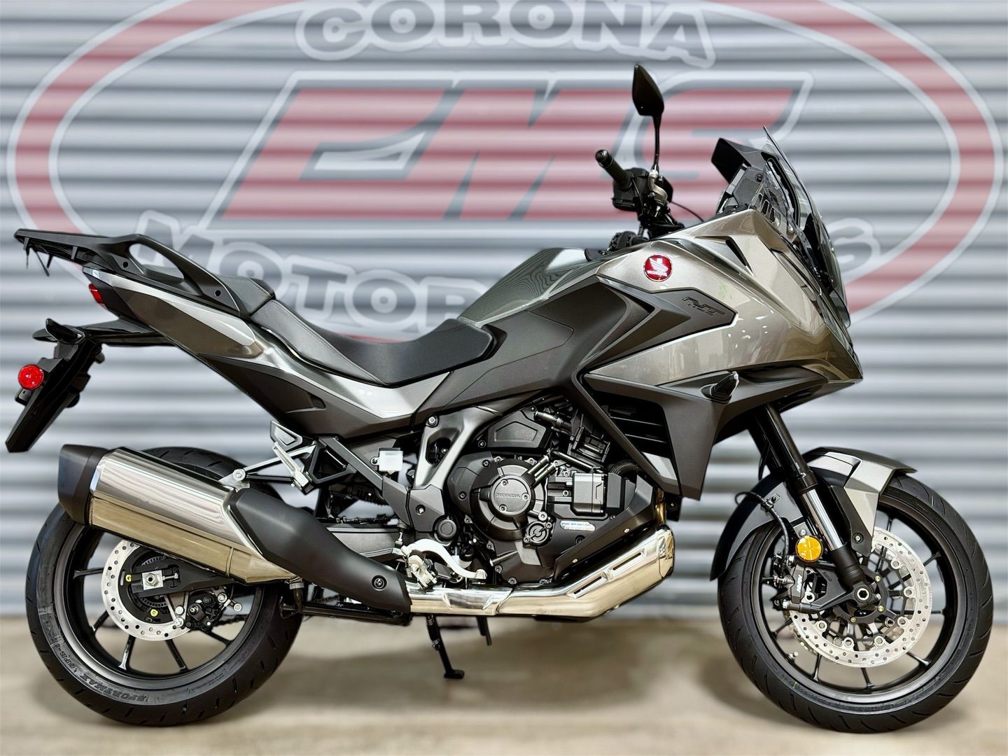 2026 Honda NT1100 DCT 1