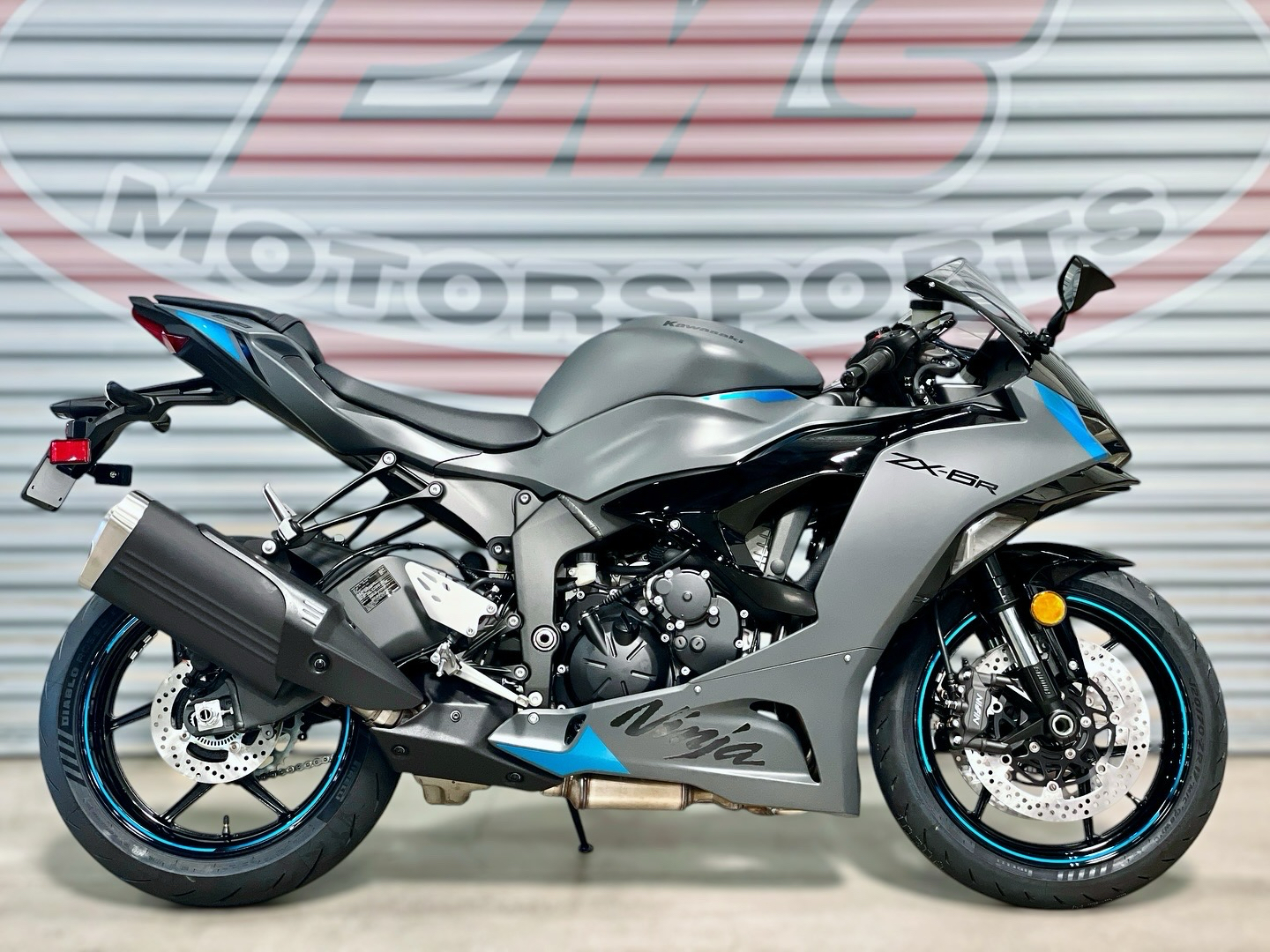 New 2025 Kawasaki Ninja ZX-6R, Tomah WI | Specs, Price