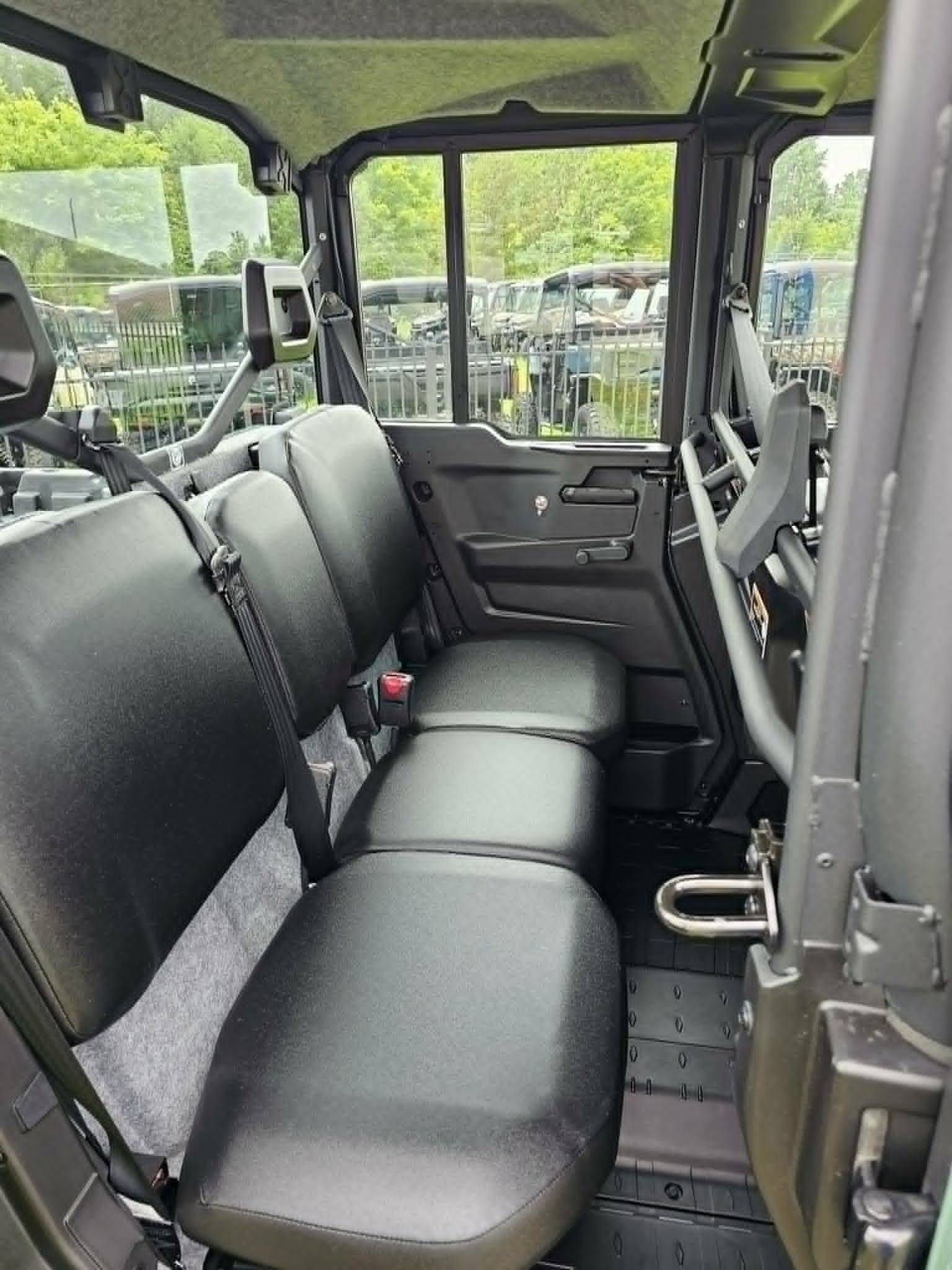 2026 Can-Am™ Defender MAX DPS CAB HD10 3