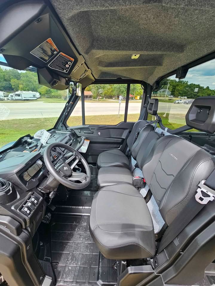 2026 Can-Am™ Defender PRO Limited 3