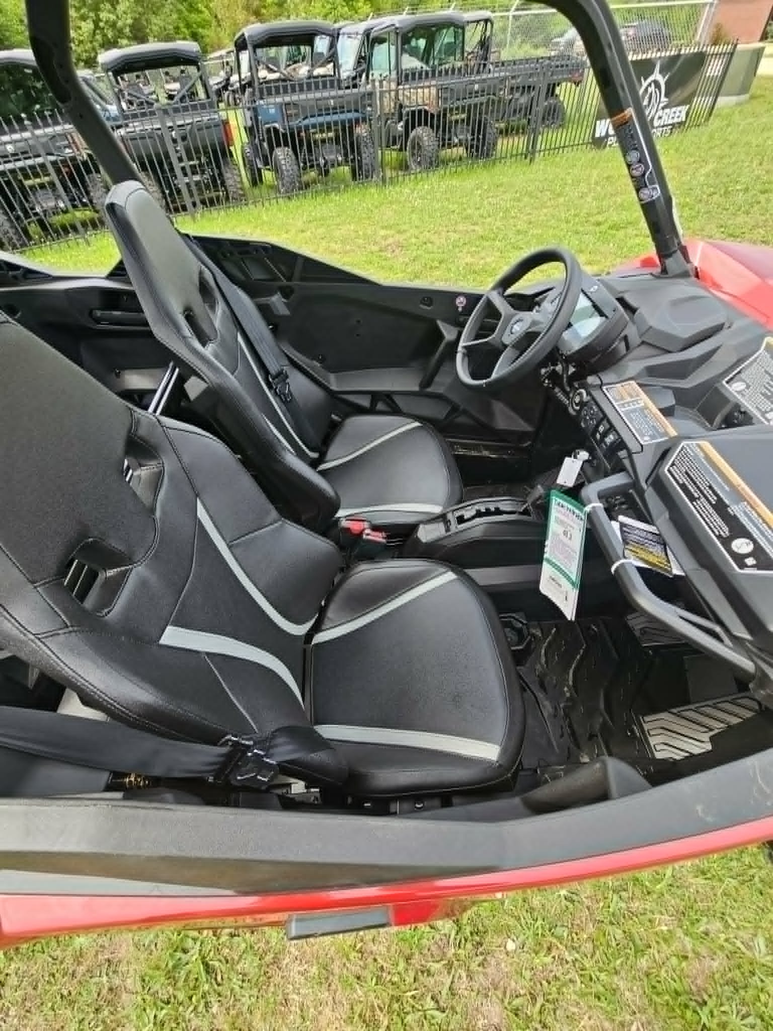 2026 Can-Am™ Commander MAX XT 1000R 2