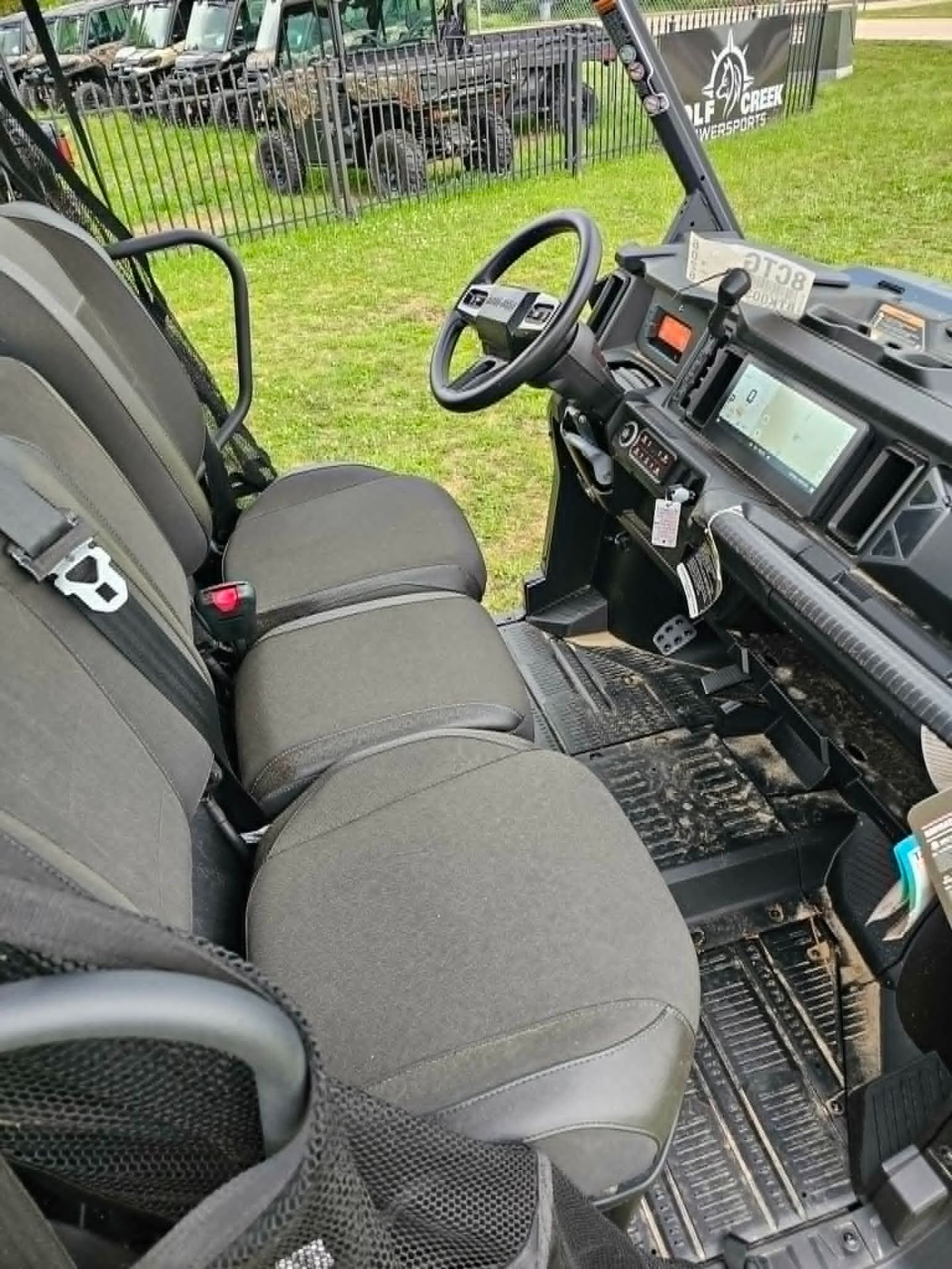 2026 Can-Am™ Defender XT HD11 with 10.25 in. touchscreen displa 2