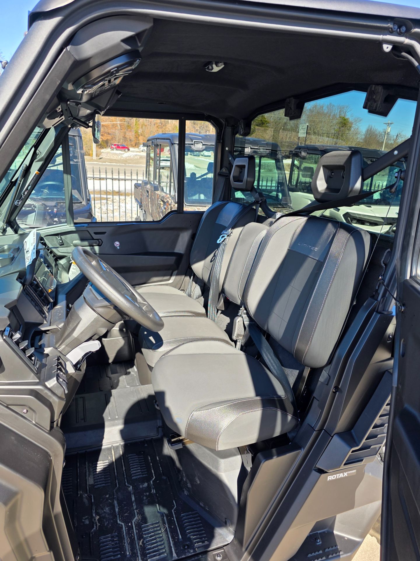 2026 Can-Am™ Defender Limited HD11 6