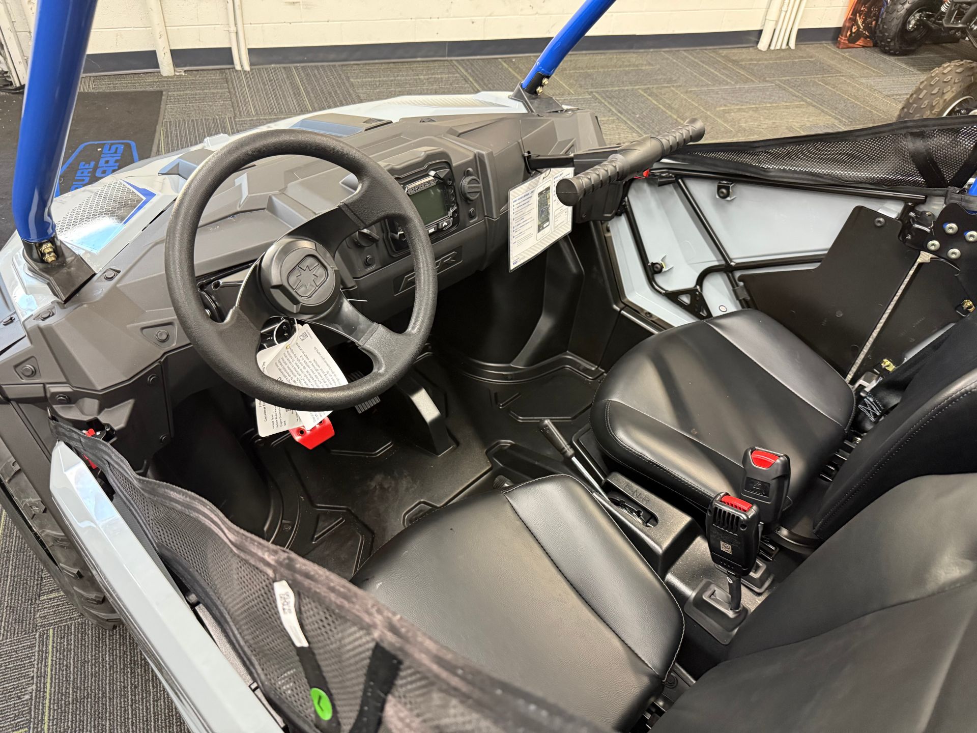 2026 Polaris RZR 200 EFI 9