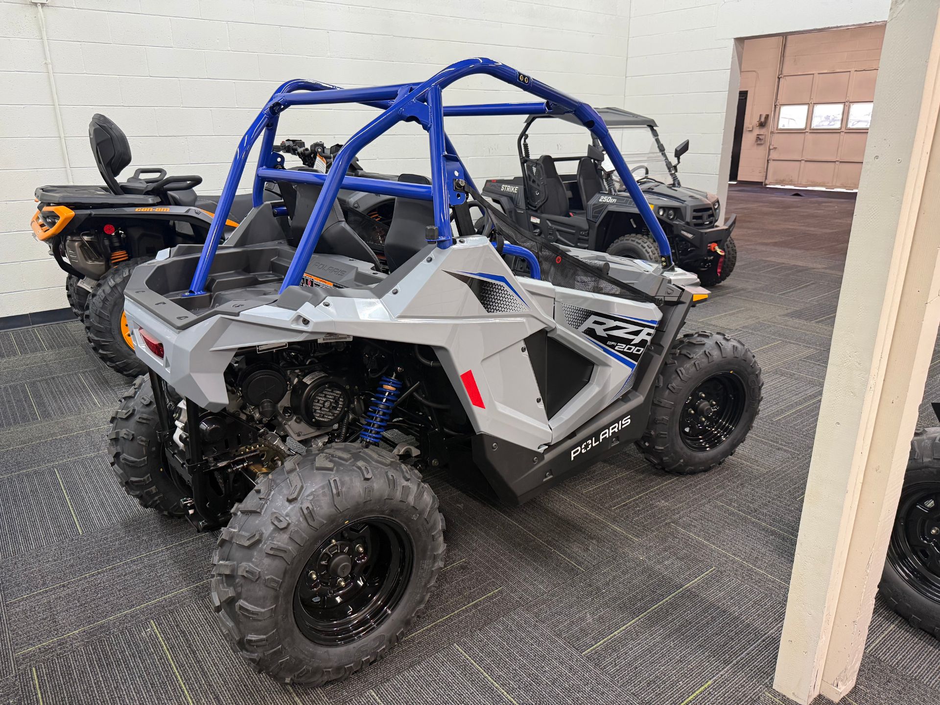 2026 Polaris RZR 200 EFI 6