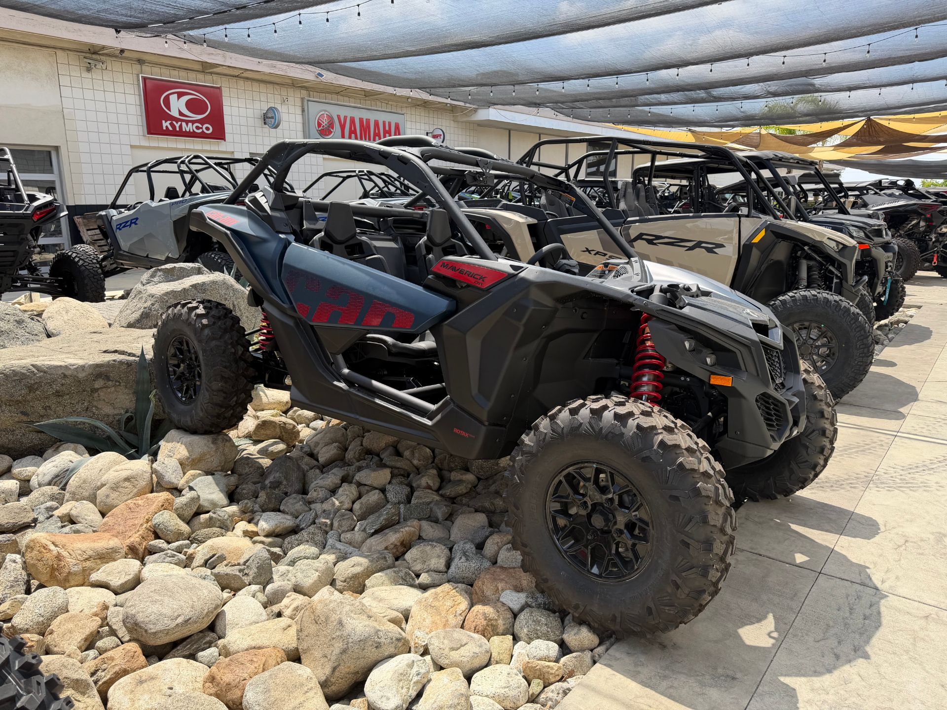 2026 Can-Am™ Maverick X3 DS TURBO 7