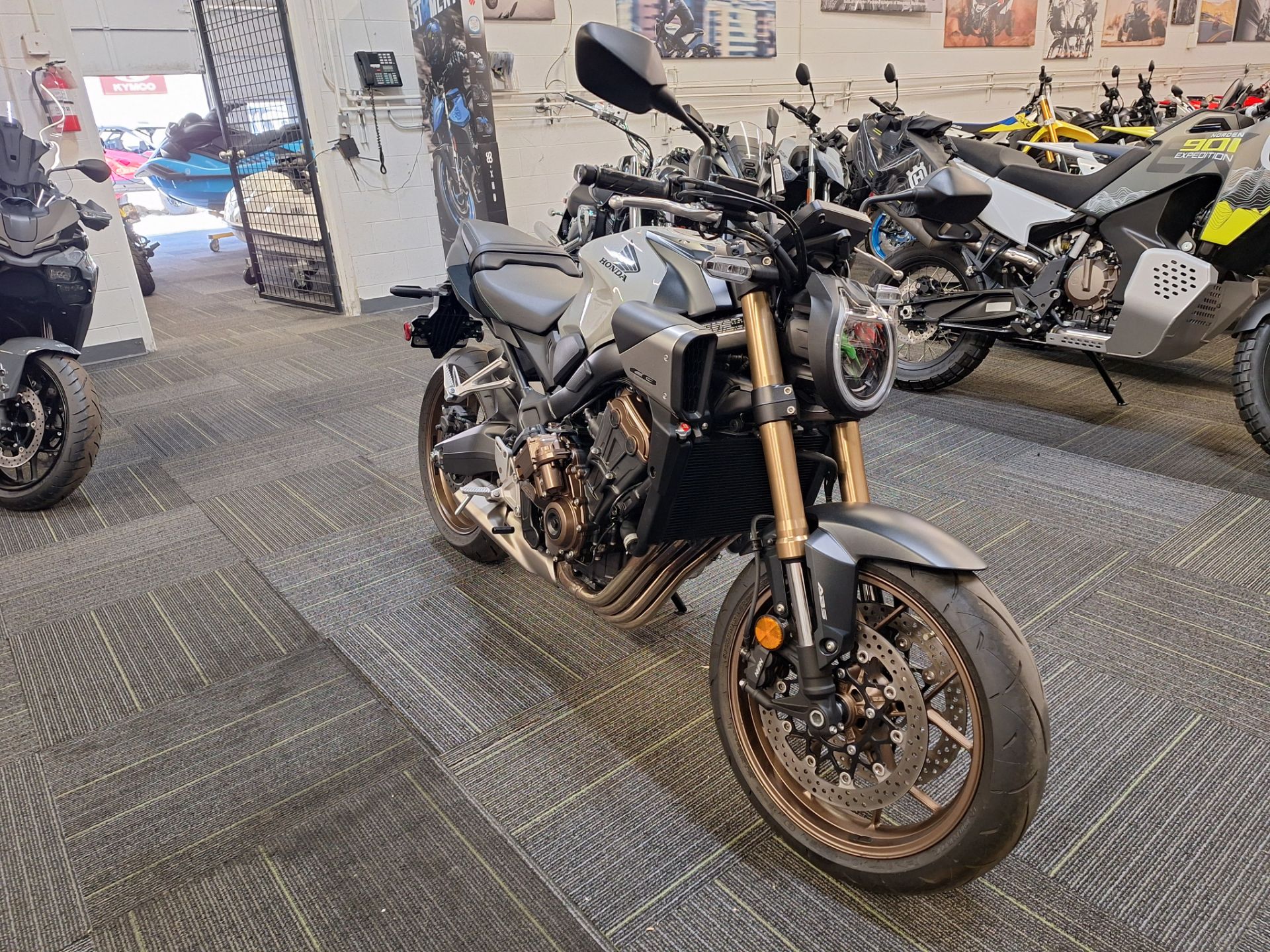 2024 Honda CB650R ABS 3