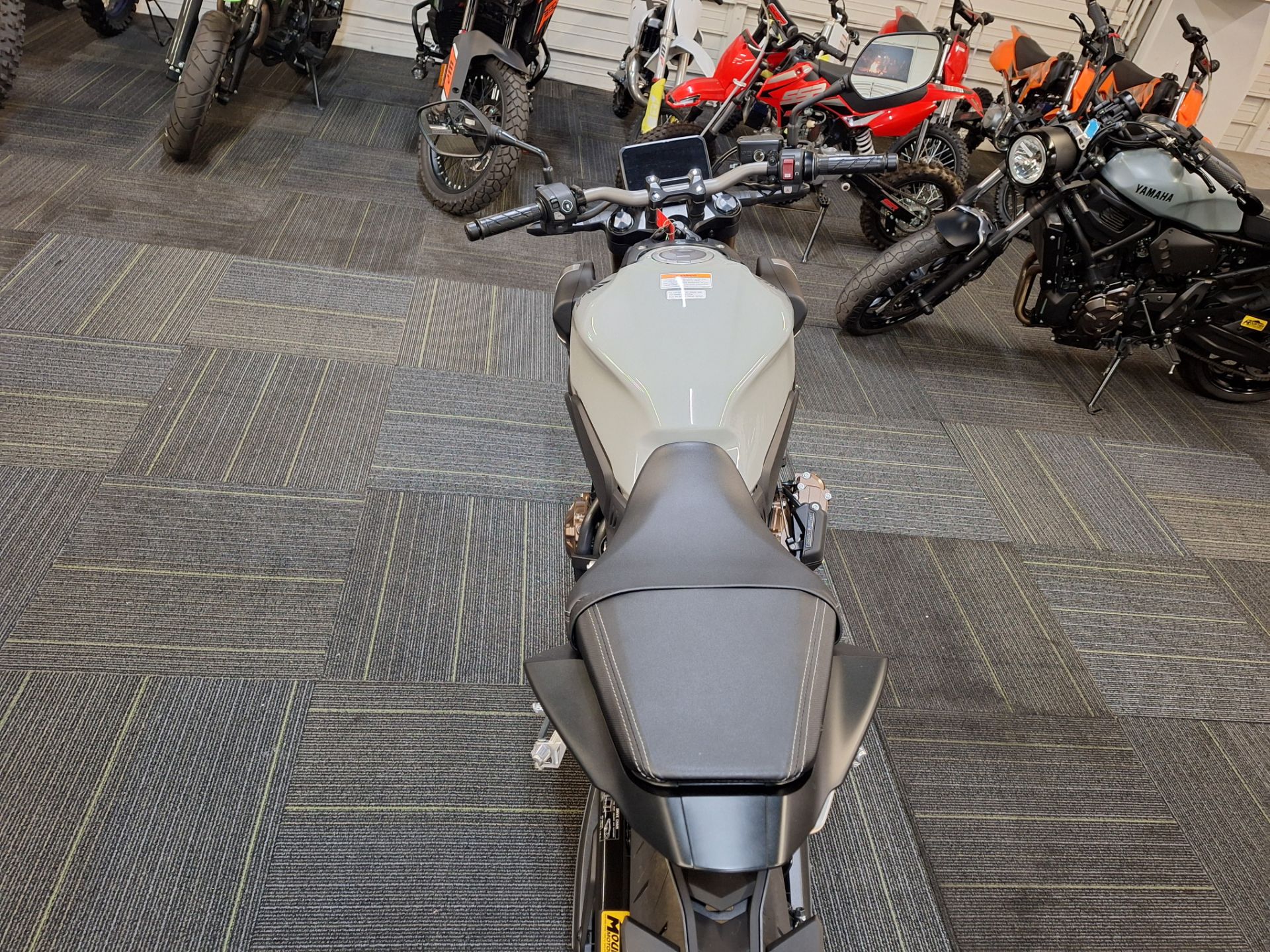 2024 Honda CB650R ABS 8