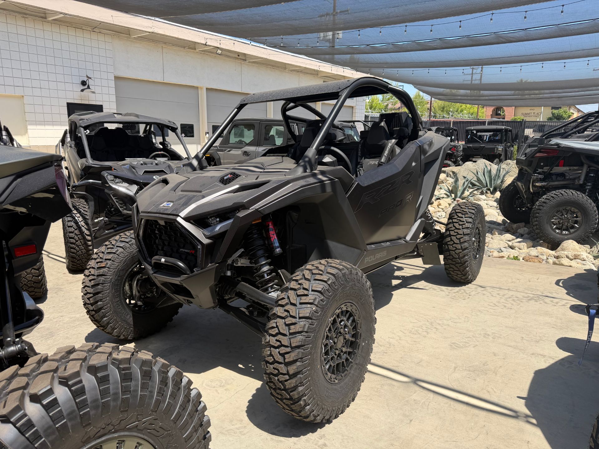 2026 Polaris RZR Pro R Ultimate 8