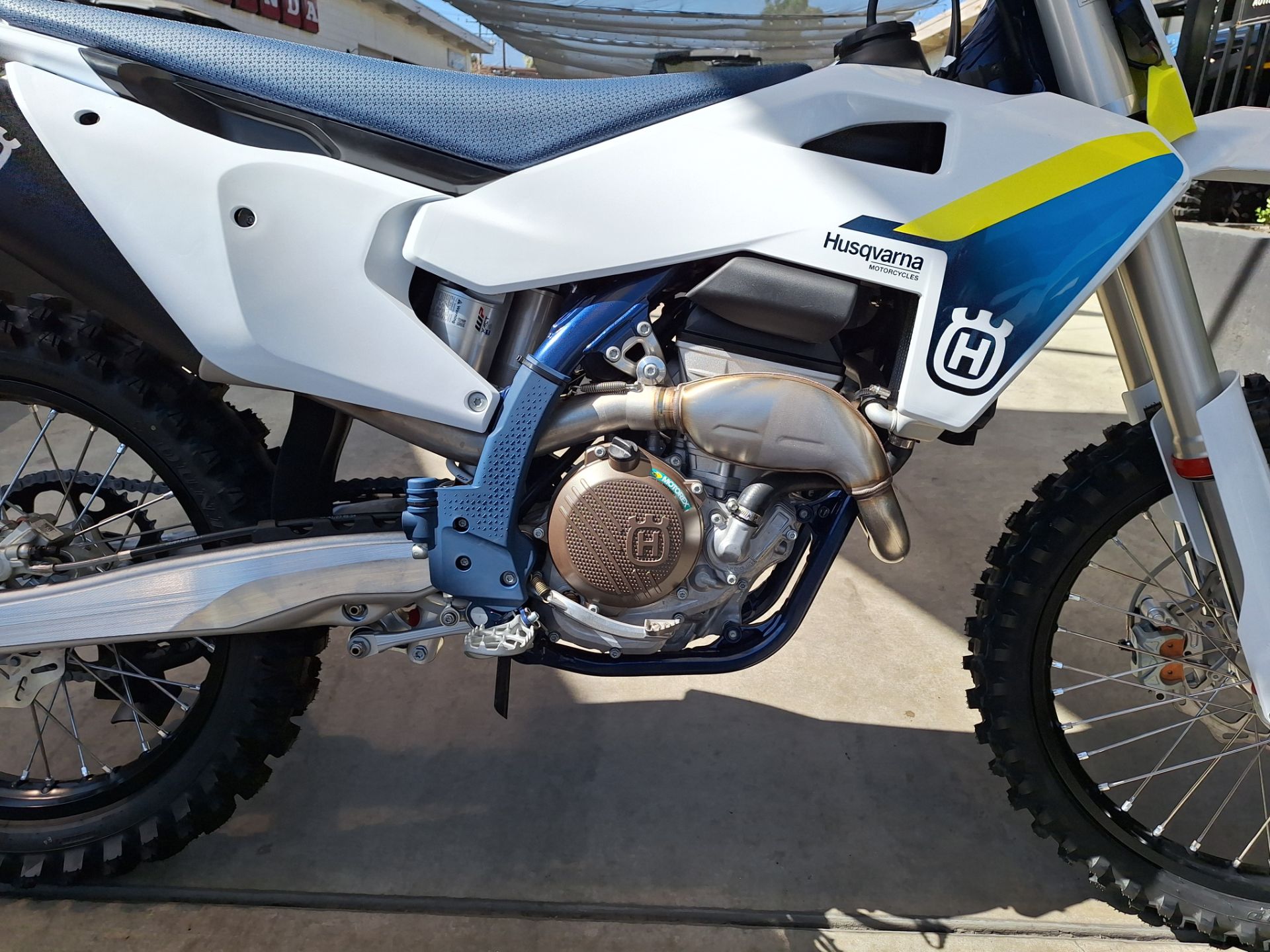 2025 Husqvarna FC 250 10