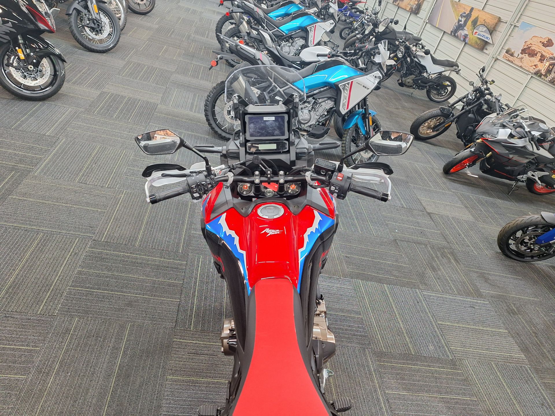 2024 Honda Africa Twin DCT 8