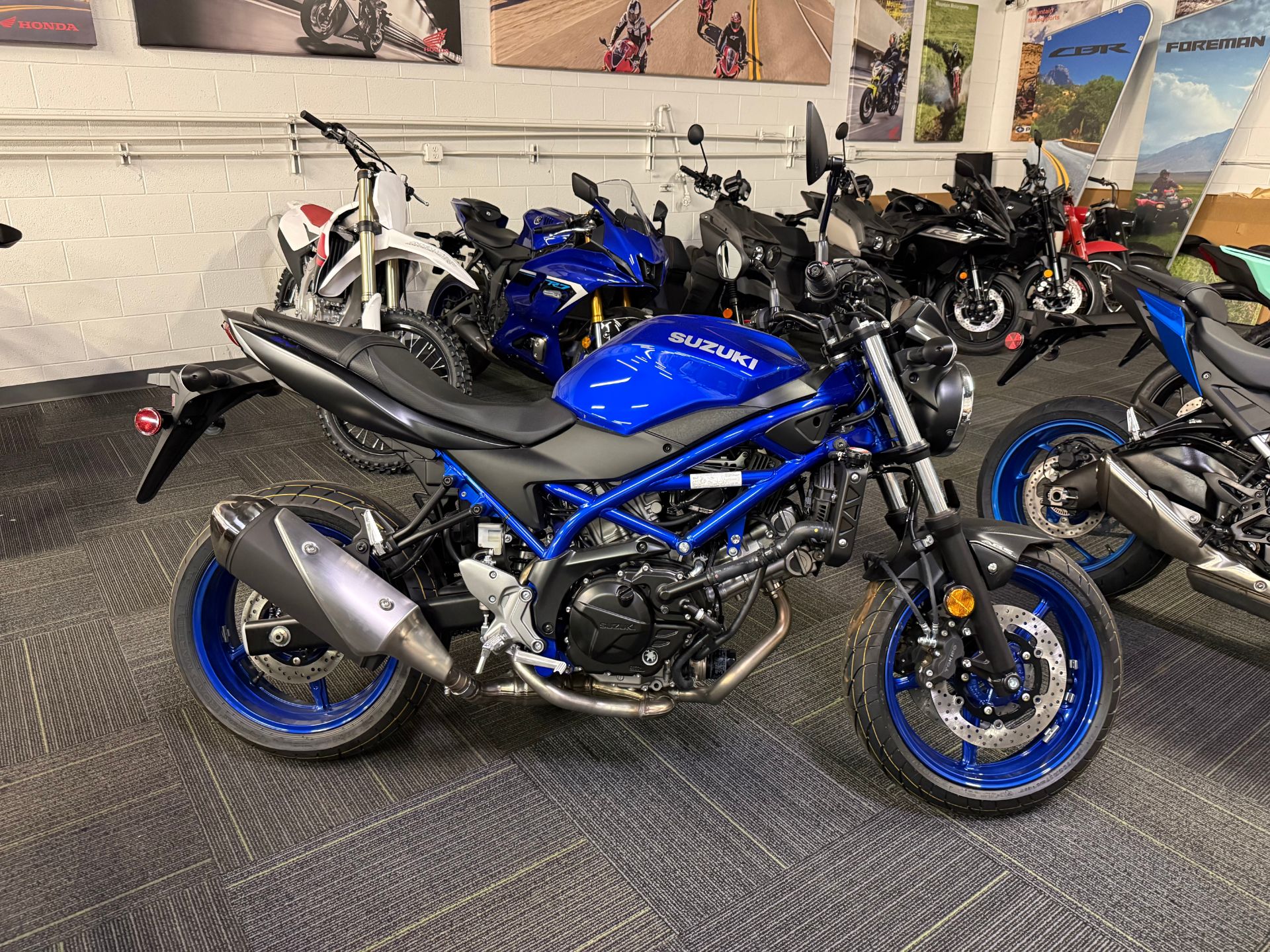 2026 Suzuki SV650 ABS 2