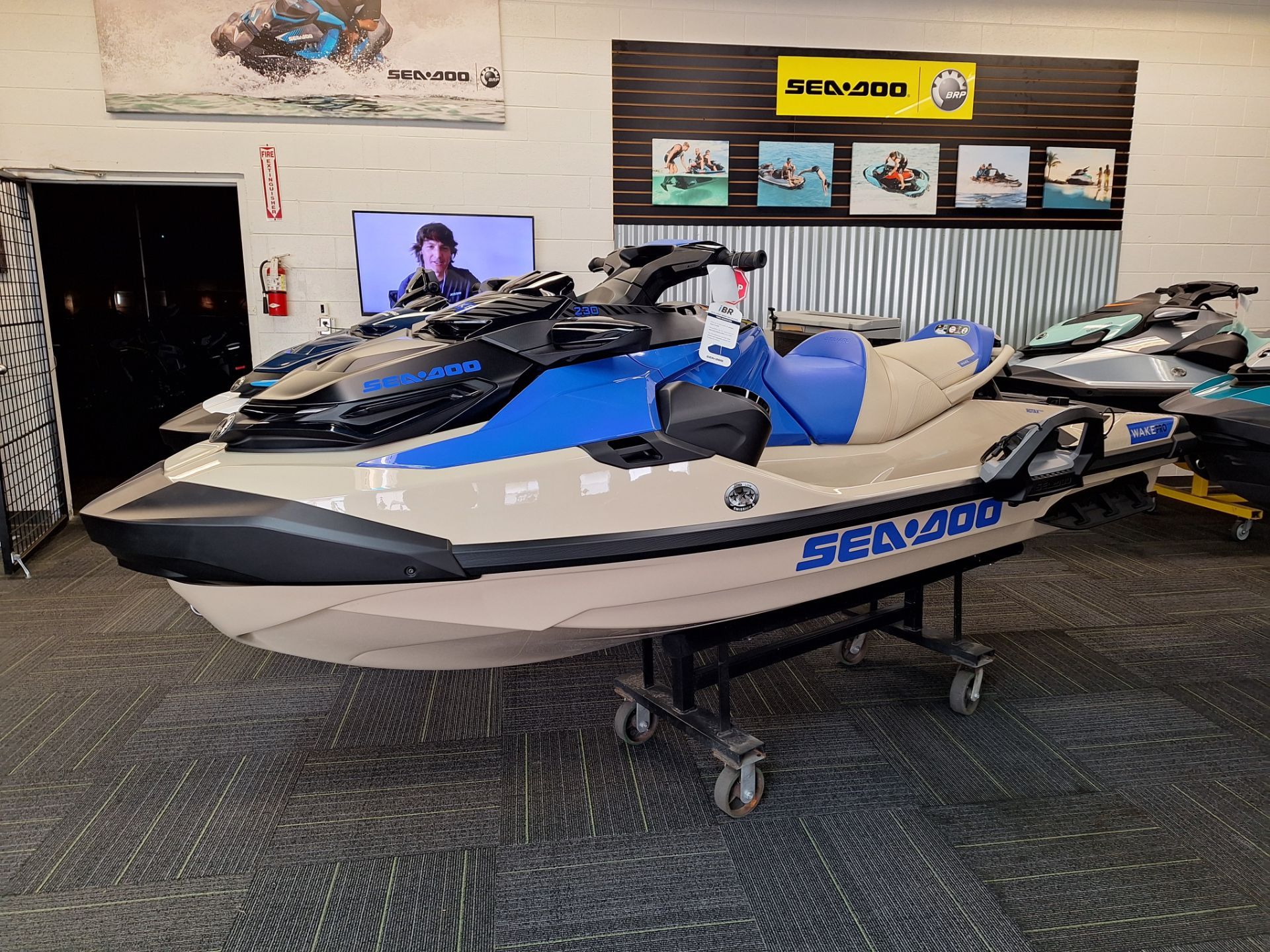 2025 Sea-Doo Wake Pro 230 3